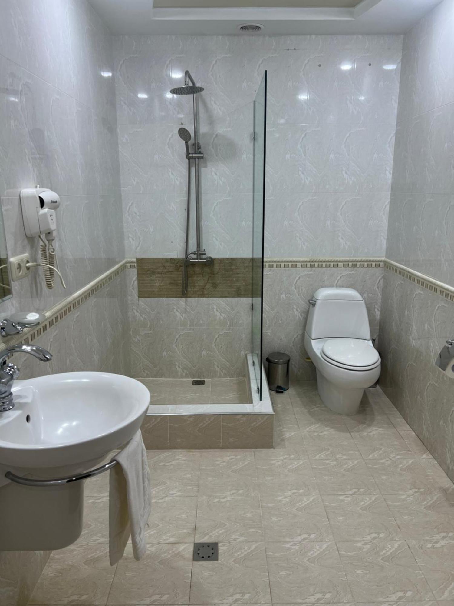Vanatur Hotel Gyumri Ngoại thất bức ảnh