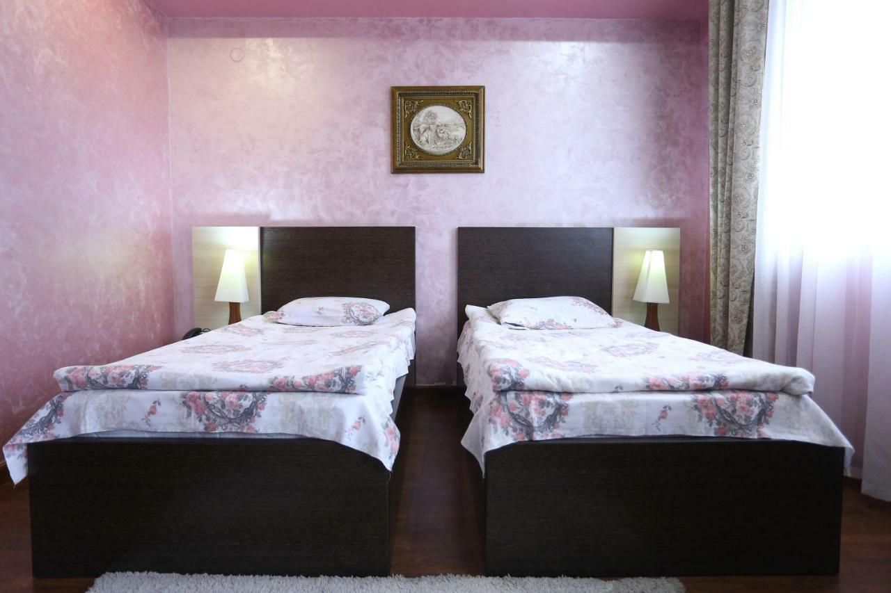 Vanatur Hotel Gyumri Ngoại thất bức ảnh